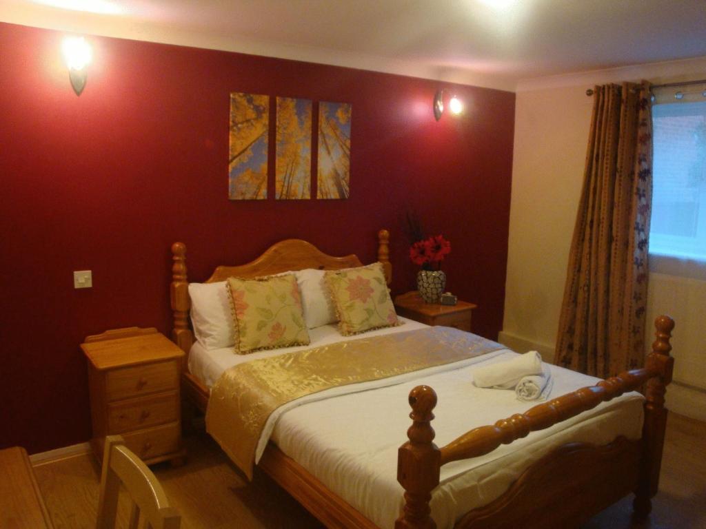 Remarc Guest House Takeley Екстериор снимка